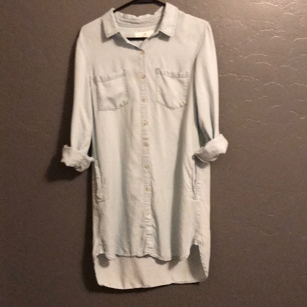 Gorgeous, Glamorous, Amazing Button Down Dress!